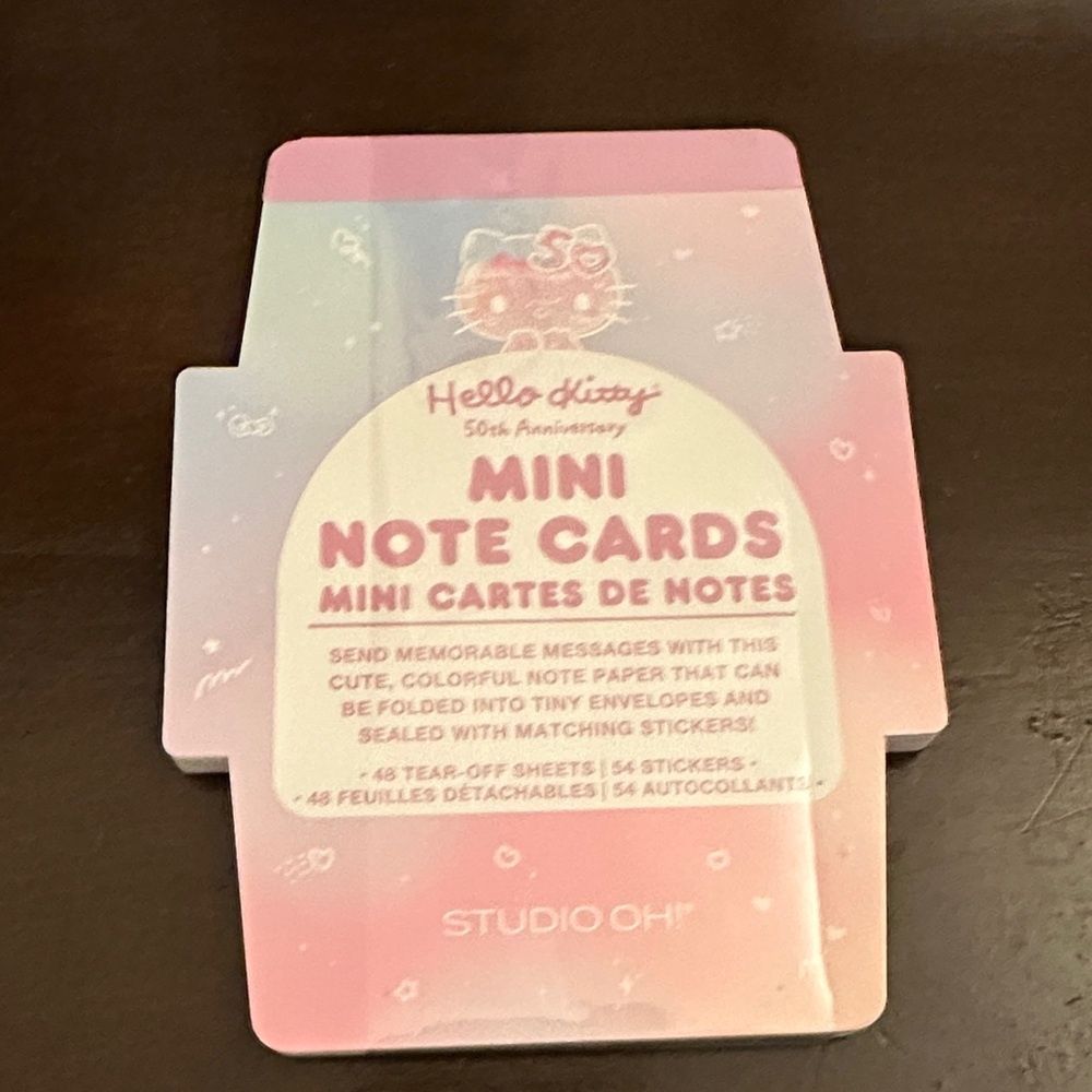 Hello Kitty Pink and White Note Card Set